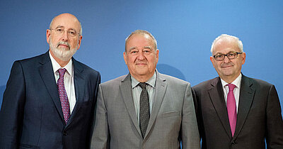 Dr. Klaus Peterseim, Fritz Becker, Prof. Dr. Stephan Schmitz (v.l., Bild: ABDA/Wagenzik)