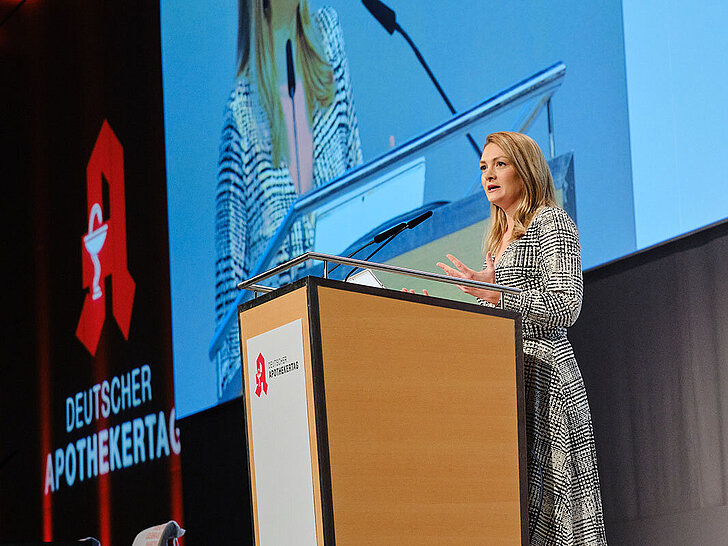 Fotograf: André Wagenzik, Dresdner Verpackungstagung, Deutsches Verpackungsinstitut e. V.