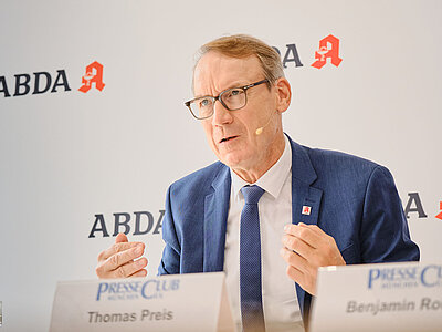 Thomas Preis bei der Pressekonferenz zum Deutschen Apothekertag 2026