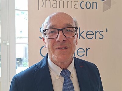 Professor Dr. Thomas Weinke Professor Dr. Thomas Weinke