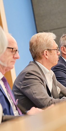 Gemeinsame Pressemitteilung von DKG, KBV, KZBV und ABDA Fotograf: André Wagenzik, Dresdner Verpackungstagung, Deutsches Verpackungsinstitut e. V.