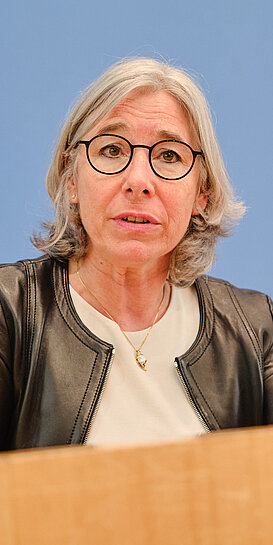 Gemeinsame Pressemitteilung von DKG, KBV, KZBV und ABDA Fotograf: André Wagenzik, Dresdner Verpackungstagung, Deutsches Verpackungsinstitut e. V.